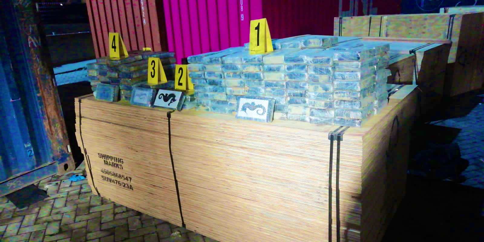 طنجة... بتنسيق مع الوكالة الفيدرالية الأمريكية لمكافحة المخدرات“DEA” إجهاض عملية نوعية للتهريب الدولي للمخدرات (صورة )