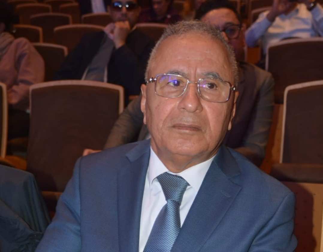 محمد برادة في كتابه "شغف وإرادة..رهان في الإعلام والثقافة والسياسة".. مسيرة حياة في خدمة الصحافة 