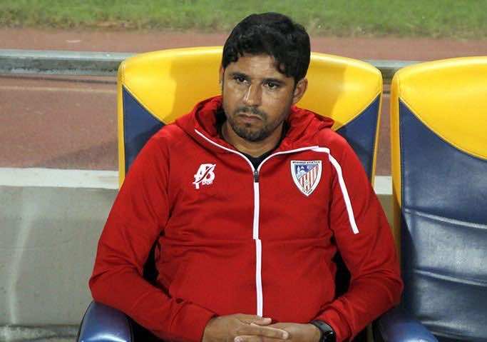 المغرب التطواني يقيل مدربه محمد الإسماعيلي العلوي مباشرة بعد الهزيمة أمام المغرب الفاسي