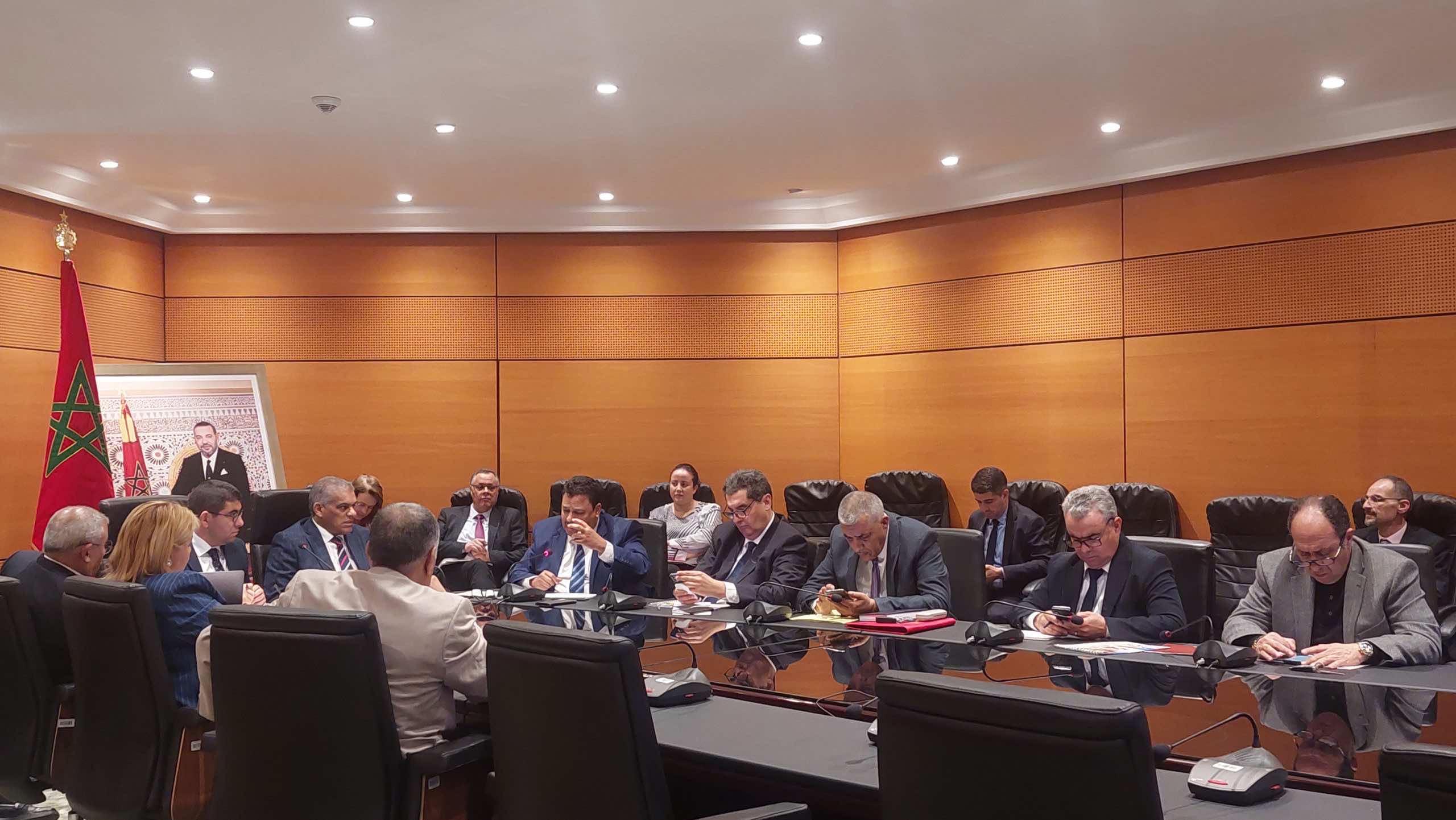 جدل حول رفع اجتماع بمجلس المستشارين لأداء الصلاة.. وبرلماني: هل ستفرضون علينا الصلاة؟