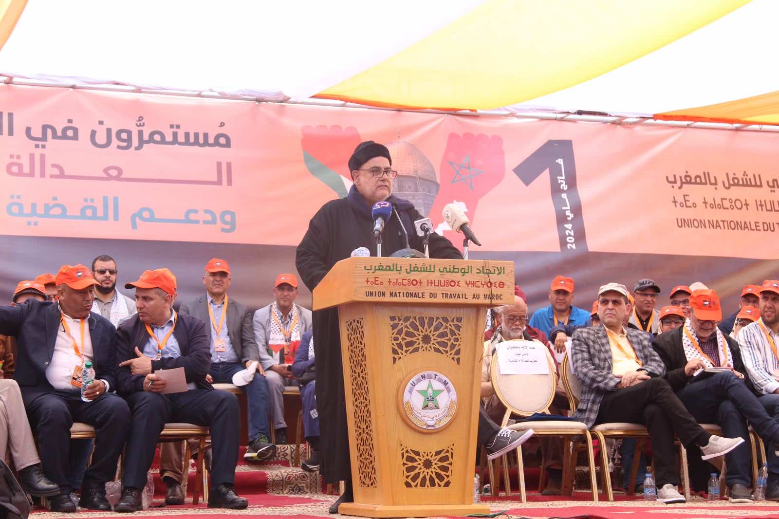 فاتح ماي: ابن كيران يقول إن الناس "لا تثق في أخنوش" رغم قيام حكومته بالزيادة في الأجور