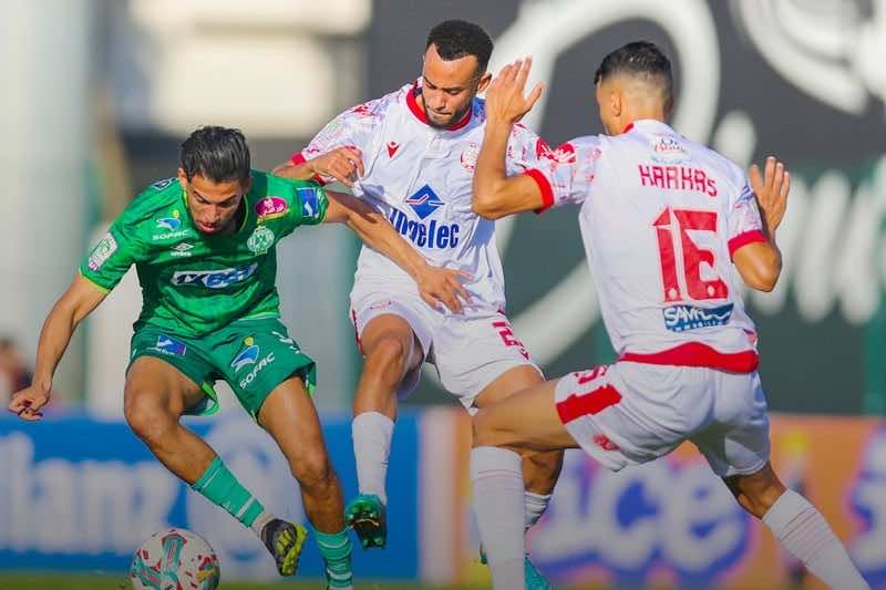 ديربي الرجاء والوداد في برشيد بدون جمهور بأمر من السلطات المحلية
