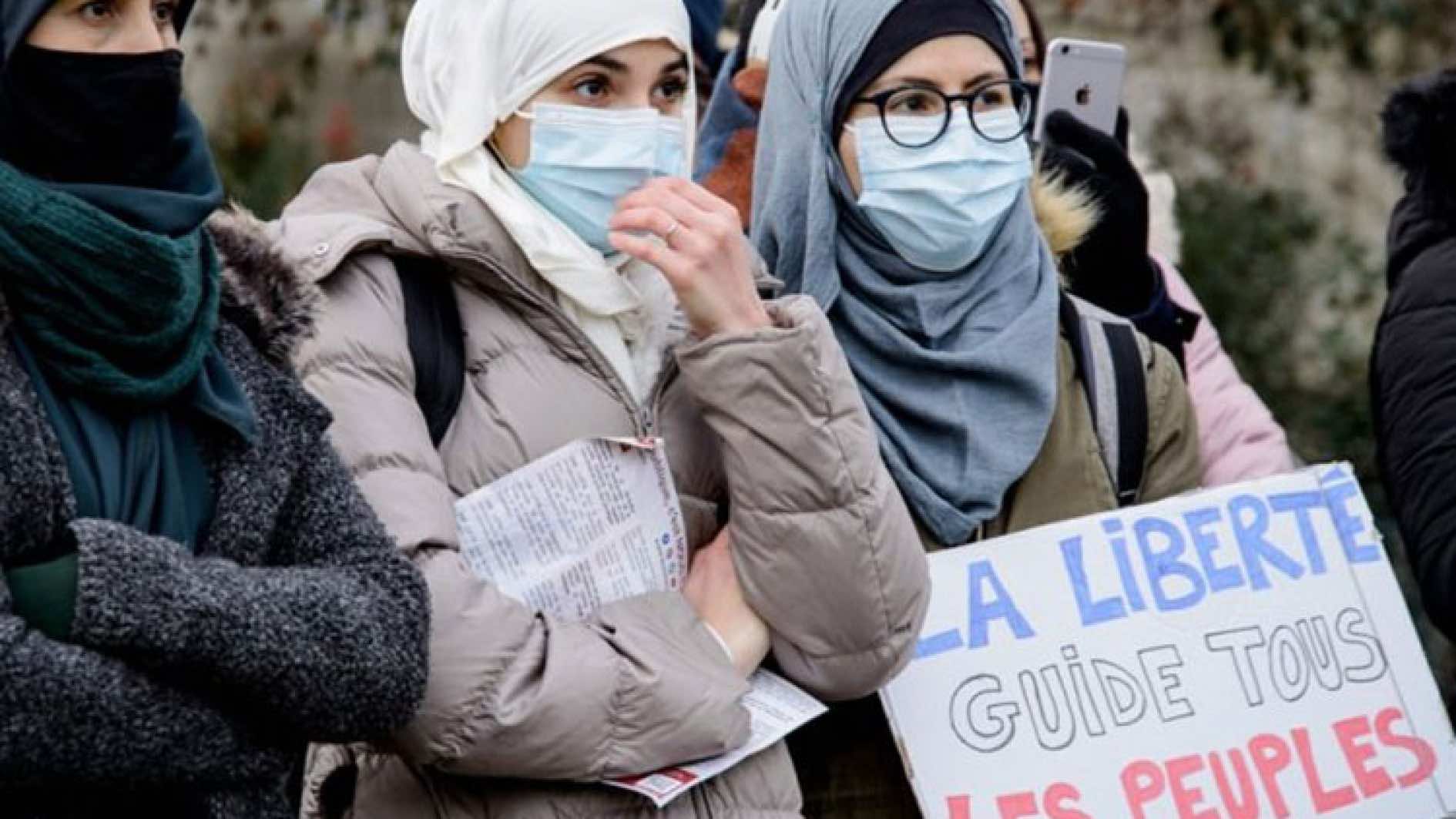 المحكمة الأوربية لحقوق الإنسان لا ترى في منع التلميذات من الحجاب انتهاكا لحقوقهن