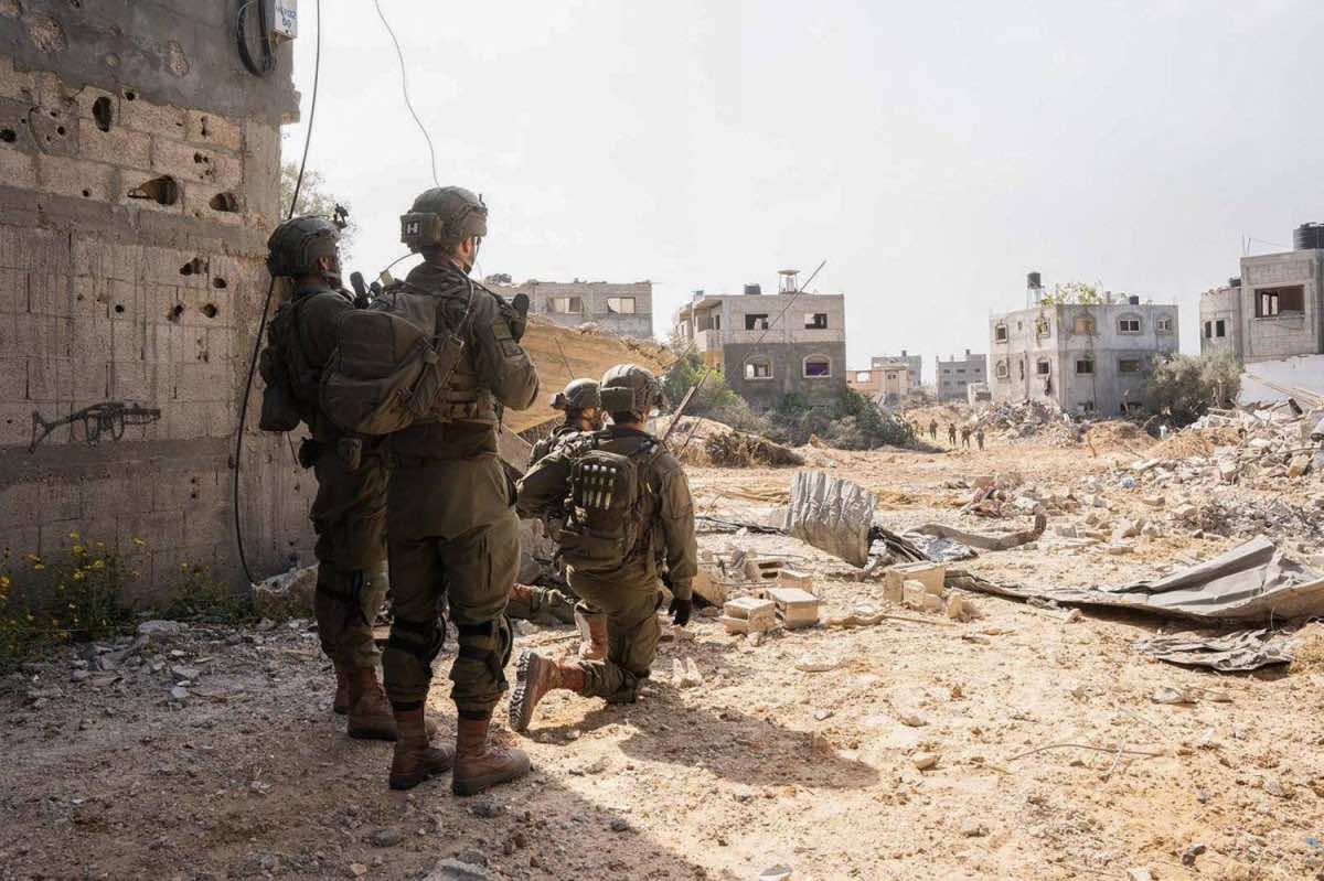 إسرائيل تقول إنها تمكنت من تحرير 4 محتجزين في عملية عسكرية وسط غزة