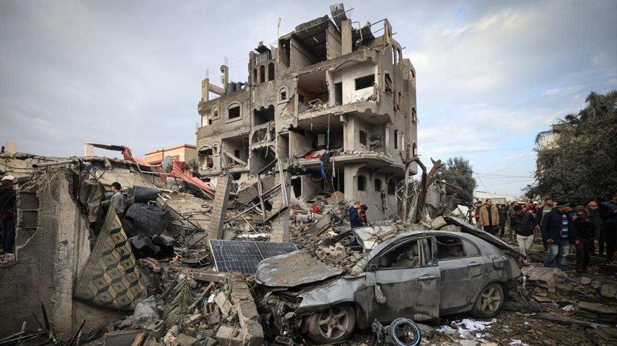 24 قتيلا في اعتداءات جوية إسرائيلية على مدينة غزة وفق مصادر طبية فلسطينية 
