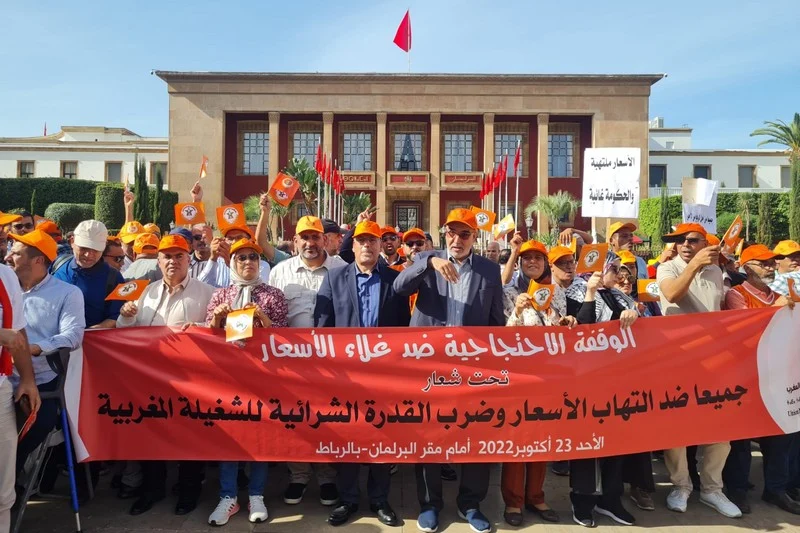 الاتحاد الوطني للشغل بالمغرب تحذر الحكومة من مخاطر انفجار الوضع الاجتماعي