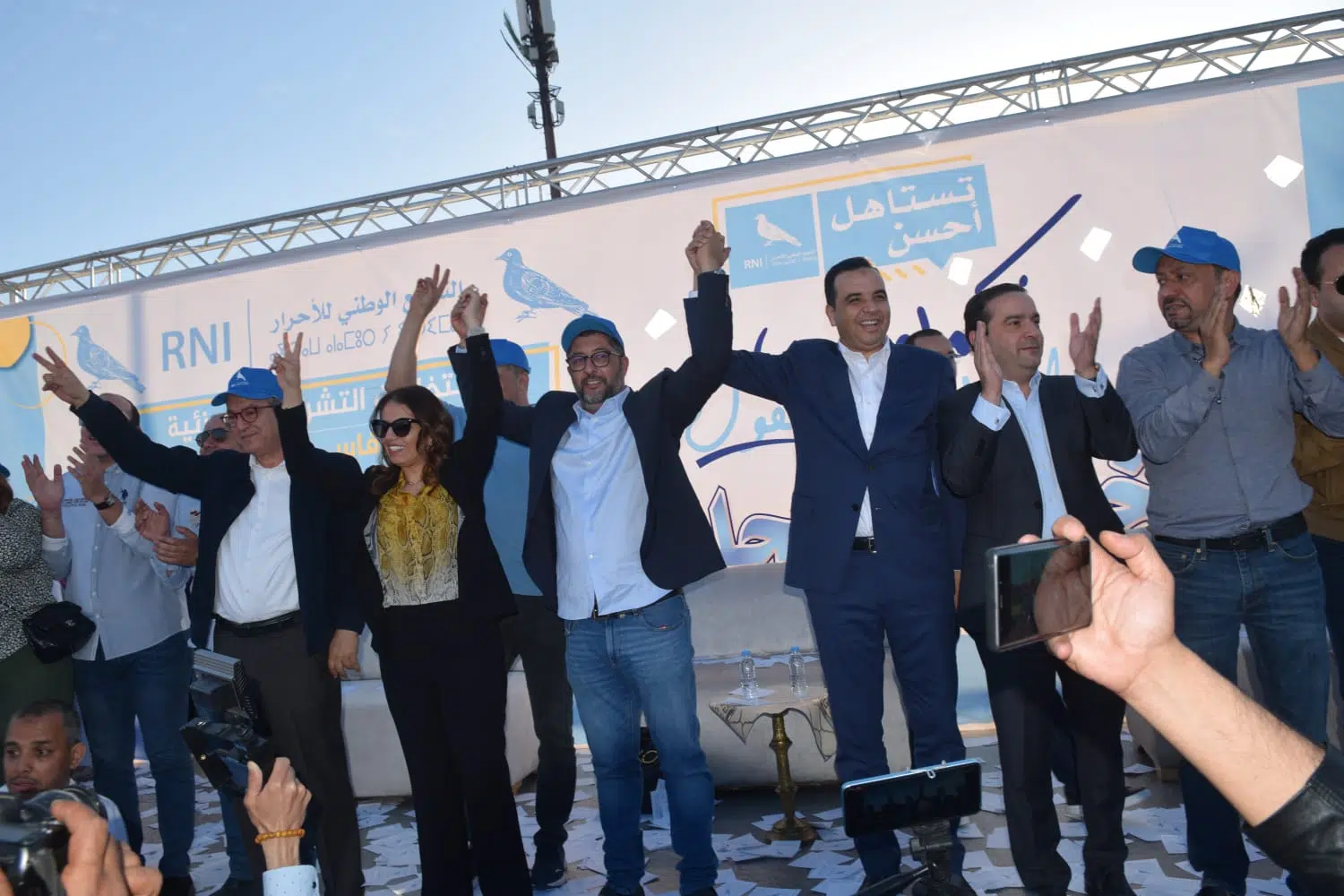 المحكمة الدستورية تجيز مشاركة الوزراء في الحملة الانتخابية "دون تسخير وسائل الدولة"