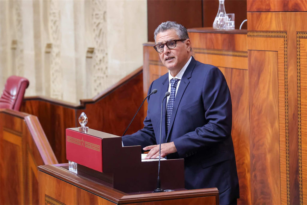 أخنوش: 500 درهم ديال الدعم الاجتماعي ماساهلاش... وعدد من المواطنين مبقاوش باغين يخدمو بسببها