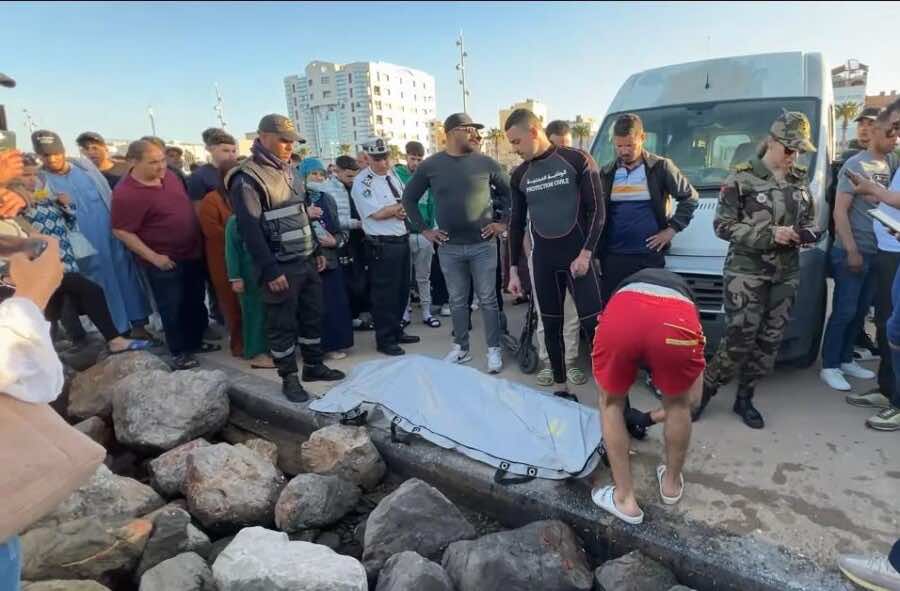 العثور على جثة شخص ملقاة في كورنيش شاطئ أنزا ضواحي أكادير