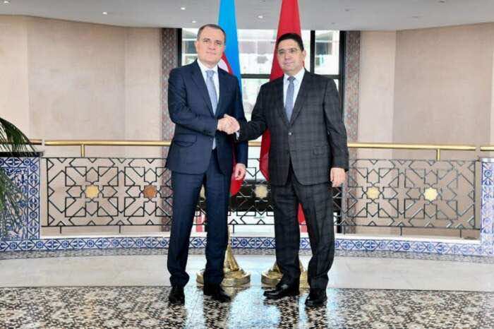 الإعفاء من التأشيرة بين المغرب وأذربيجان ابتداء من 28 غشت