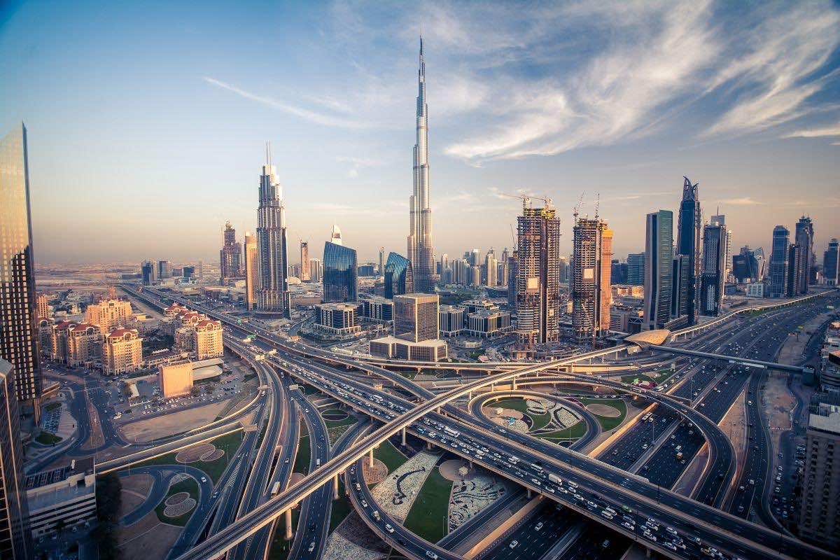 غالبية استثمارات الشركات المغربية بالخارج تتدفق على الإمارات