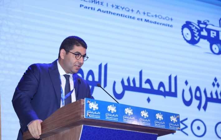 مهدي بنسعيد يوجه نقدا مبطنا للحكومة: بلادنا لازالت تواجه إشكالات في المجال الاجتماعي وفي العدالة الترابية