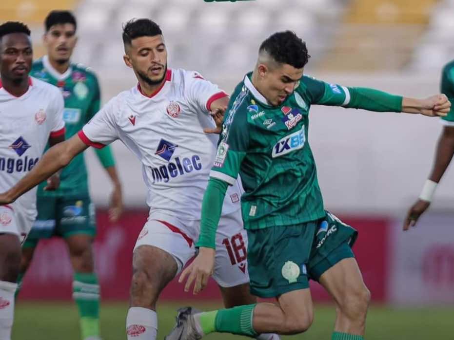 البطولة... "ديربي البيضاء" ينتهي بالتعادل الإيجابي بين الرجاء والوداد
