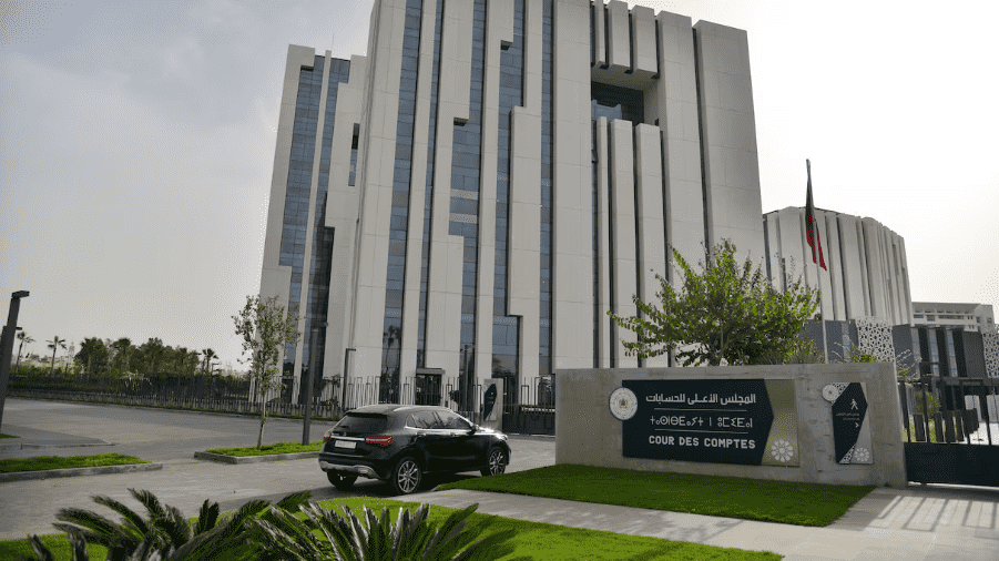 الحكومة تمرر تعديلا يضيف درجة ممتازة إلى رتب القضاة بالمحاكم المالية