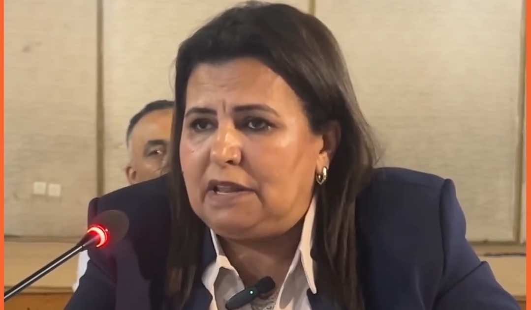 مرشحة "الأحرار" مينة حروزى تفوز برئاسة جماعة القنيطرة في جلسة مغلقة بعد اعتقال 5 منتخبين