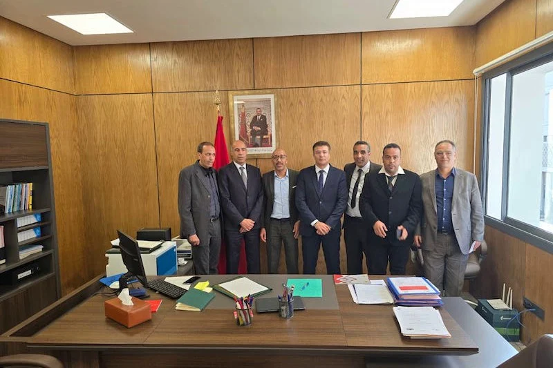 الفدرالية الوطنية لمستخدمي المقاهي والمطاعم تسلم الحكومة مطالبها