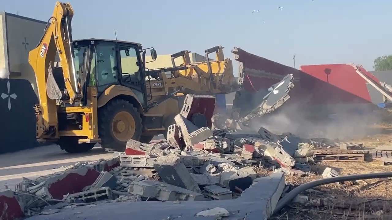 مواطن يحاول شنق نفسه داخل منزل كانت السلطات بصدد هدمه في سيدي إفني
