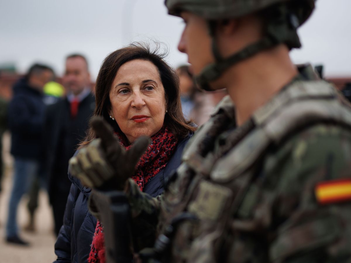 وزيرة الدفاع الإسبانية توقف الاحتفال بالذكرى المئوية لإنزال الحسيمة لتجنب إغضاب المغرب
