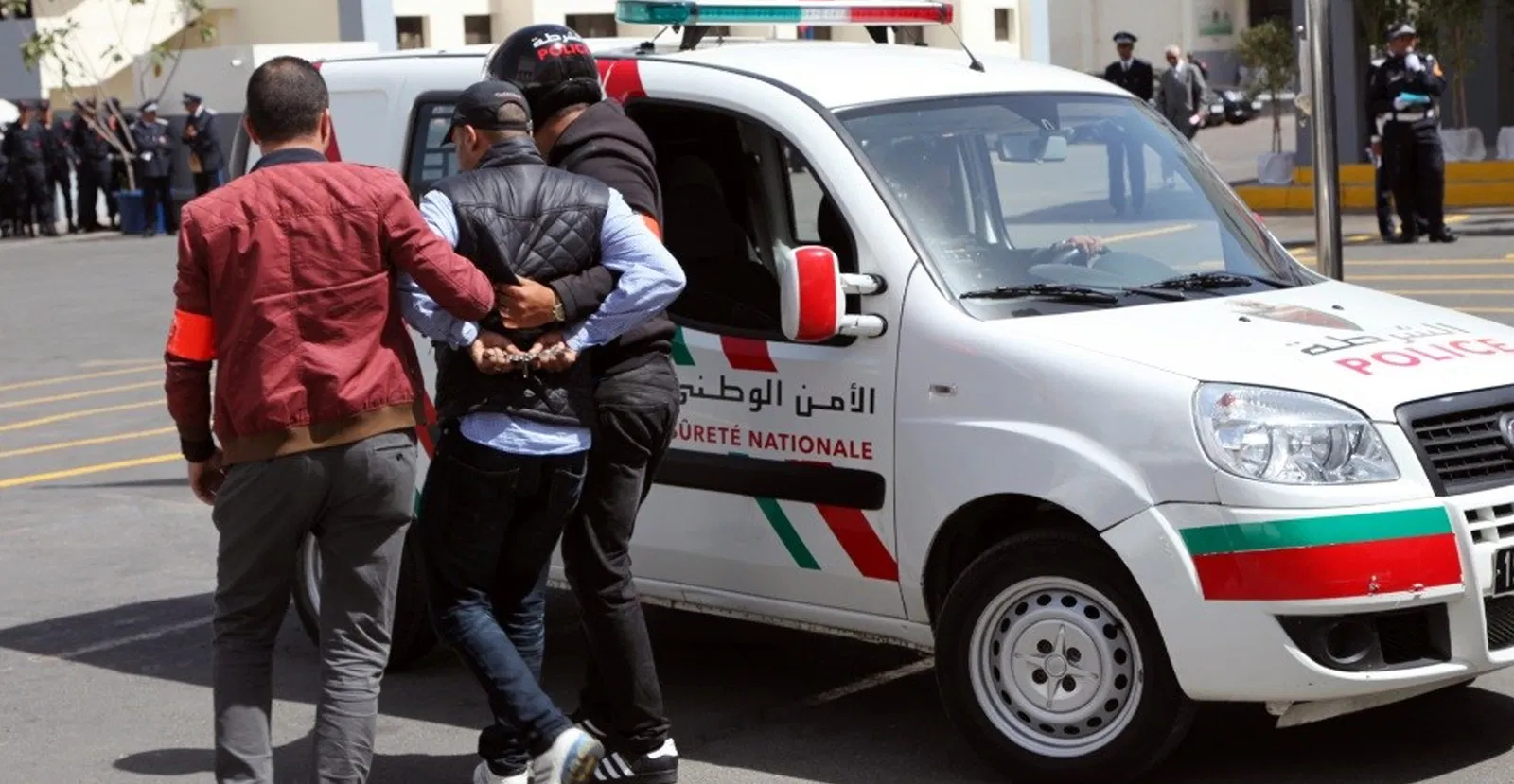 طنجة: توقيف سارق وكالة لتحويل الأموال بشارع الحسن الثاني استعمل وسائل قابلة للاشتعال