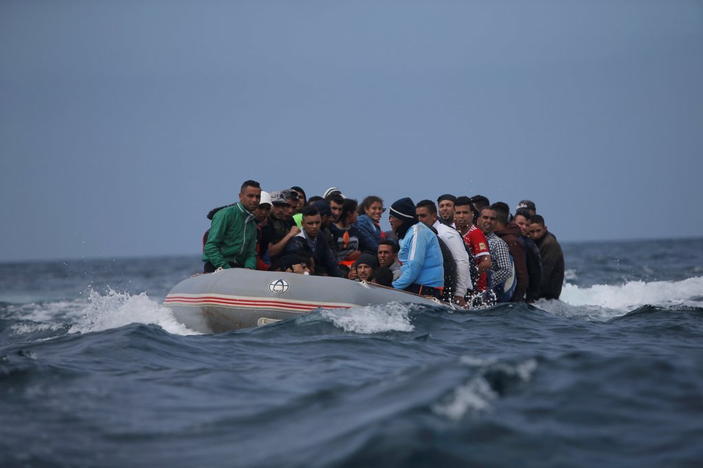 تفكيك شبكة لنقل المهاجرين المغاربة بشكل غير نظامي إلى اسبانيا