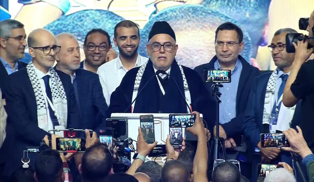 مؤتمر "البيجيدي" ينتخب بأغلبية ساحقة ابن كيران أمينا عاما جديدا