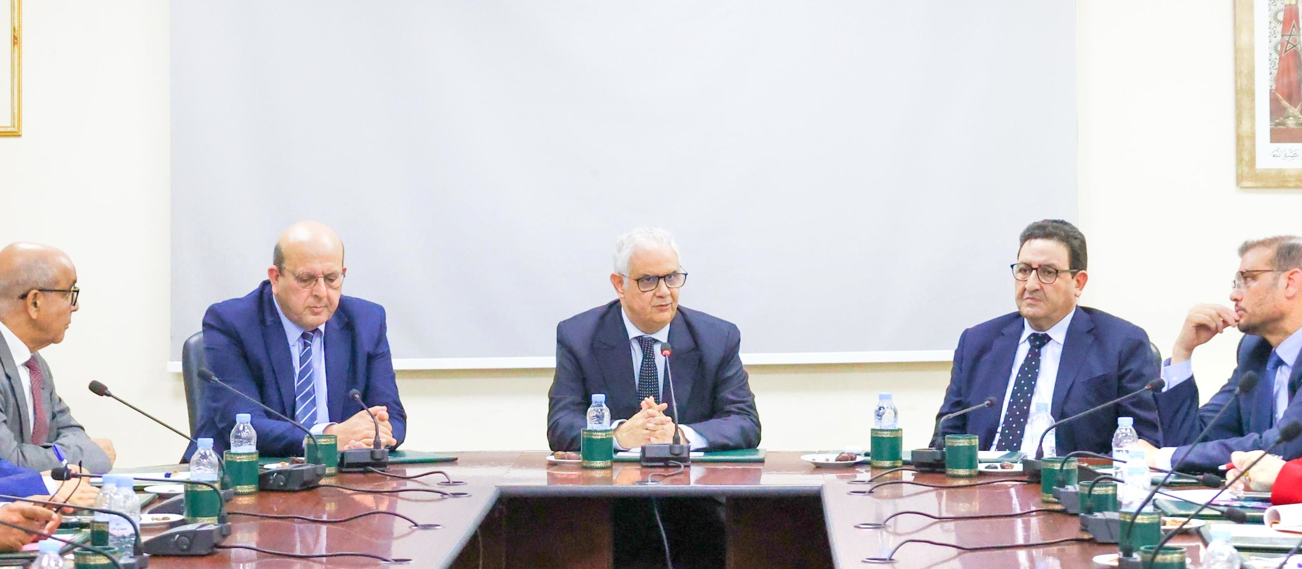 حزب الاستقلال ينادي بتطبيق "ميثاق أخلاقي ملزم" سعيا إلى استعادة الثقة في السياسيين