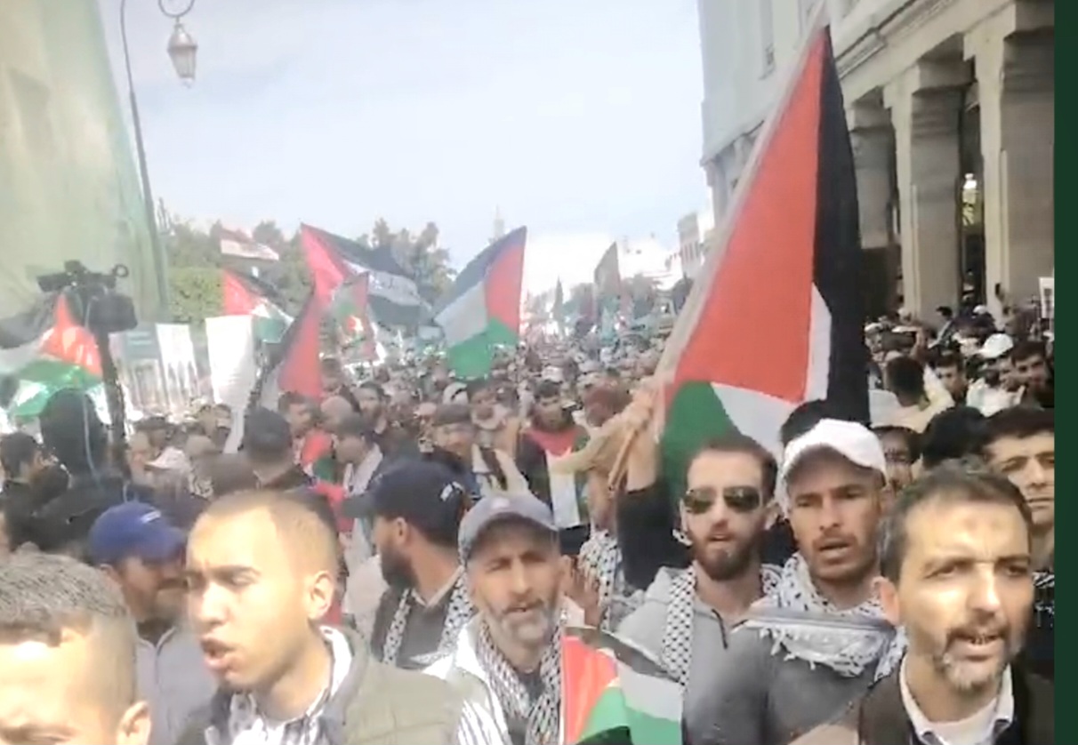 "فلسطين في العيون".. مغاربة يخرجون في مسيرة حاشدة بالرباط منددين بالعدوان الإسرائيلي على غزة