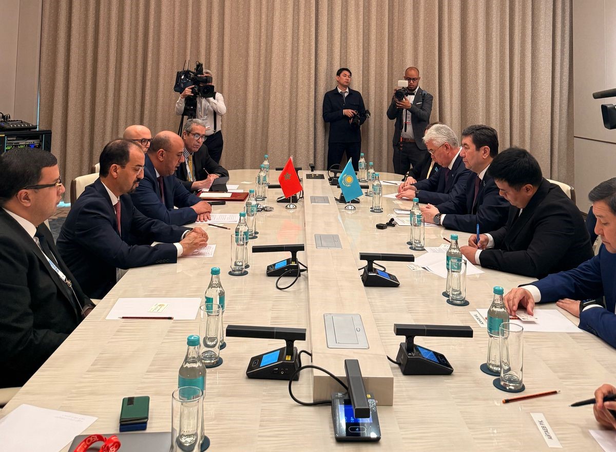 تعزيز التعاون بين المغرب وكازاخستان محور مباحثات ولد الرشيد مع رئيس مجلس النواب الكازاخي
