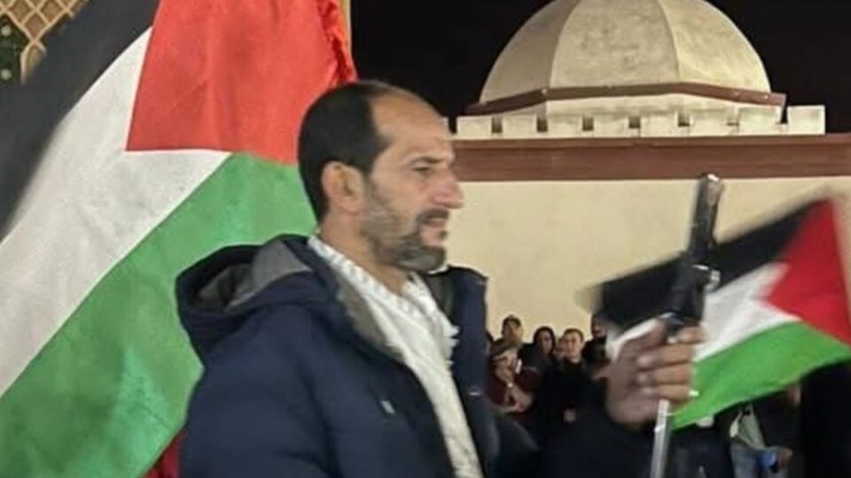 استئنافية خريبكة تؤيّد الحكم بسنة حبسا في حق البستاتي بسبب تدوينات مناهضة للتطبيع وداعمة لفلسطين