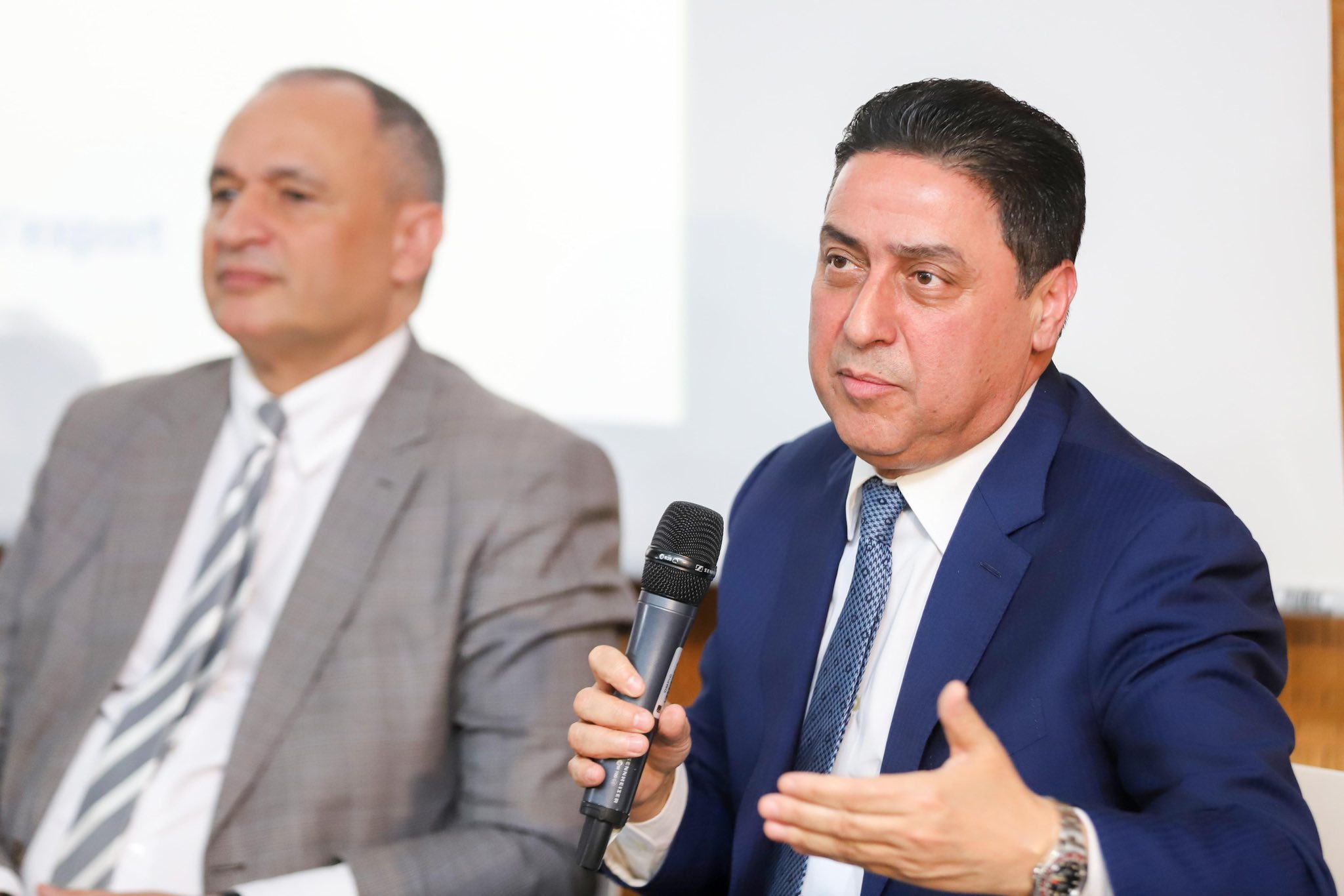 حجيرة: 14% من المقاولات فقط تؤمن على صادراتها... ورصد 100 مليون درهم لتشجيع التأمين على الصادرات