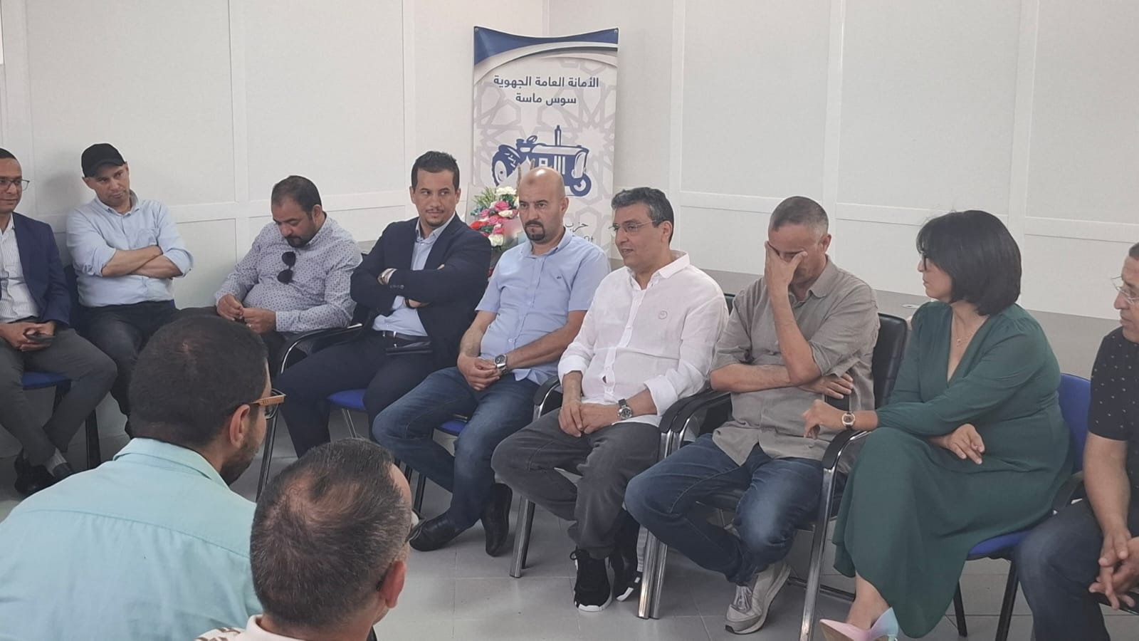 شقيق وهبي يعود للحضور سياسيا بعد فترة علاج طويلة ألزمته الفراش