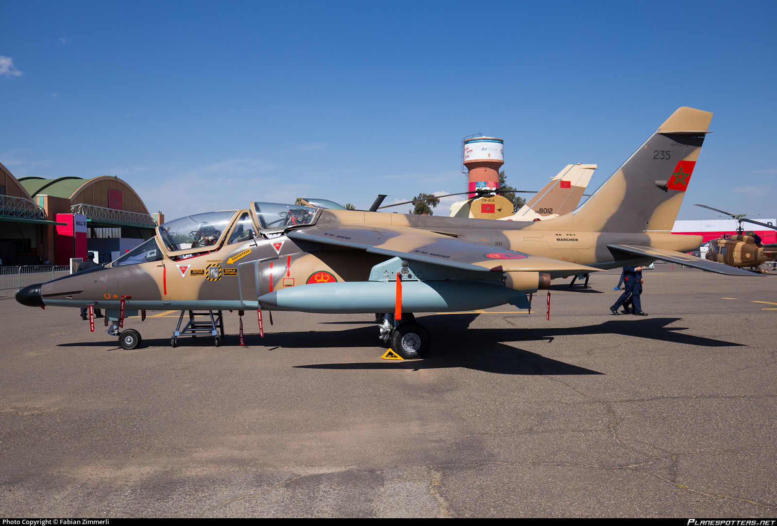 استشهاد طيارين في تحطم طائرة عسكرية من نوع(Alpha Jet) بمحيط مطار فاس سايس كانت في مهمة تدريبية 