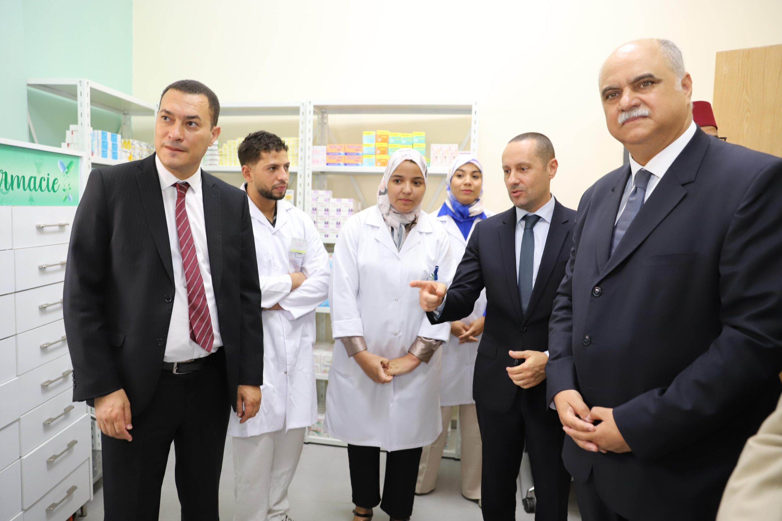 الوزير التهراوي يعطي انطلاقة خدمات 200 مركزا صحيا على مستوى 8 جهات