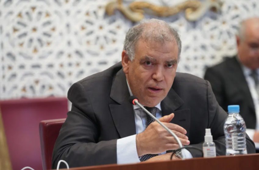 وزير الداخلية يحث مسؤولي الجهات والجماعات والولاة والعمال على الاستعانة بنظام (GPS) لجبي الضرائب على الأراضي العارية