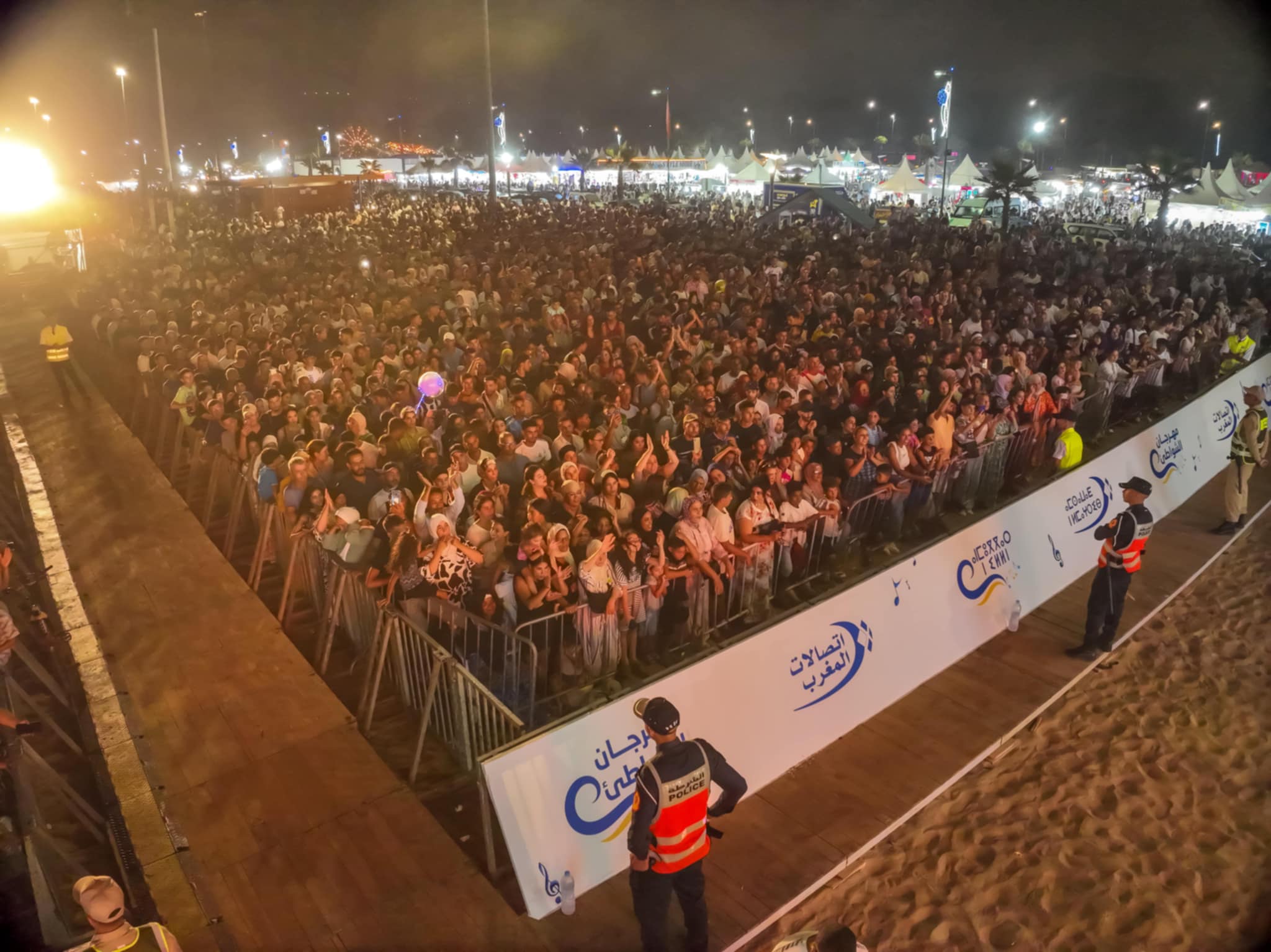 مهرجان الشواطئ لاتصالات المغرب... الدورة 21 تشهد أمسيات كبرى في مرتيل والناظور والسعيدية