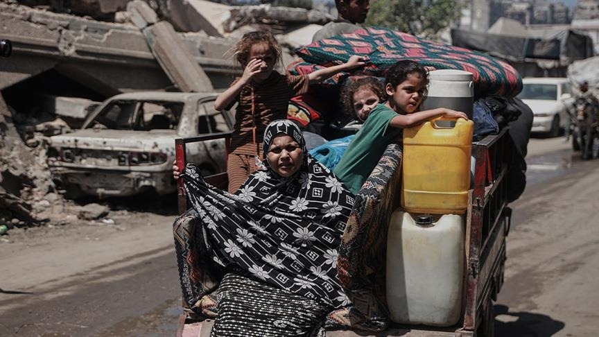 تحت القصف والمجازر... نزوح قسري واسع من شمال مدينة غزة