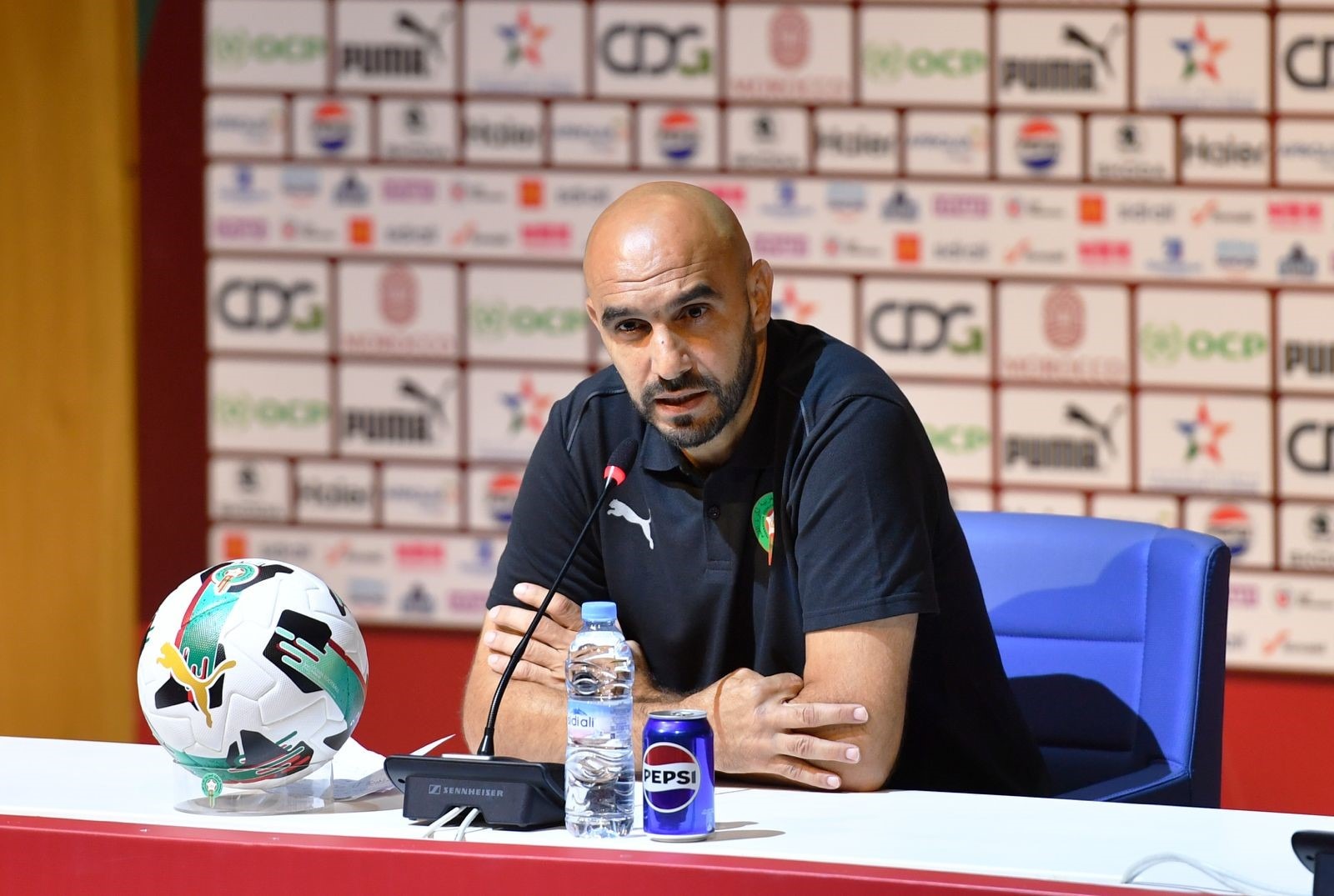 الركراكي يكشف  لائحة المنتخب لمباراتي النيجر وزامبيا.. العيناوي والحرار للمرة الأولى وغياب مزراوي