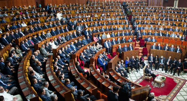 منع ترشيح المدانين بالفساد الانتخابي أوالمتلبسين به وإقرار دعم مالي لتسهيل ولوج الشباب إلى البرلمان (المجلس الوزاري)