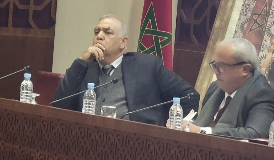 وزير الداخلية يحمل الأحزاب مسؤولية رفع تمثيلية النساء في البرلمان