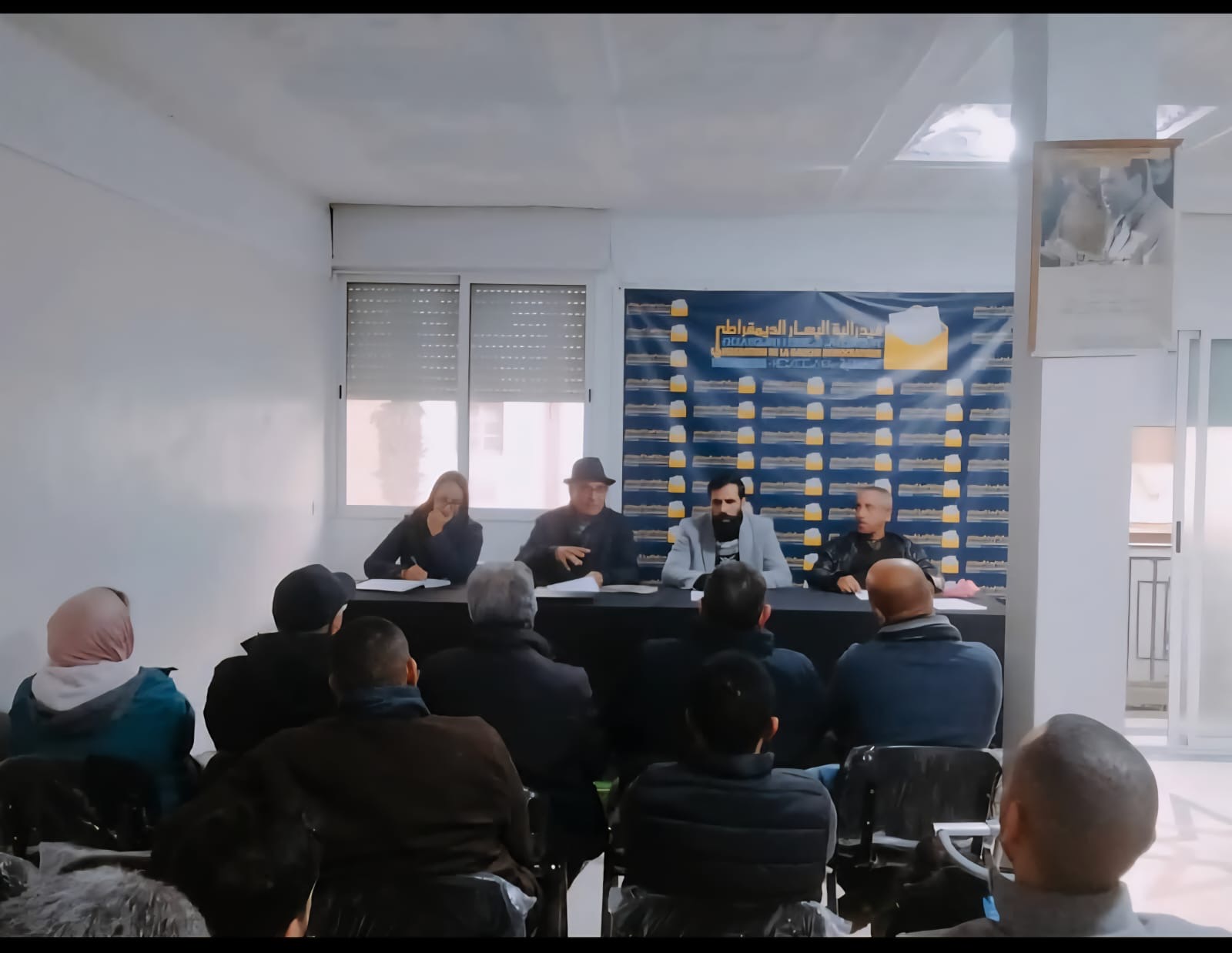 فيدرالية اليسار الديمقراطي تنتقد “شلل” جماعة المحمدية وتدعو إلى حماية العمال وضحايا الهدم
