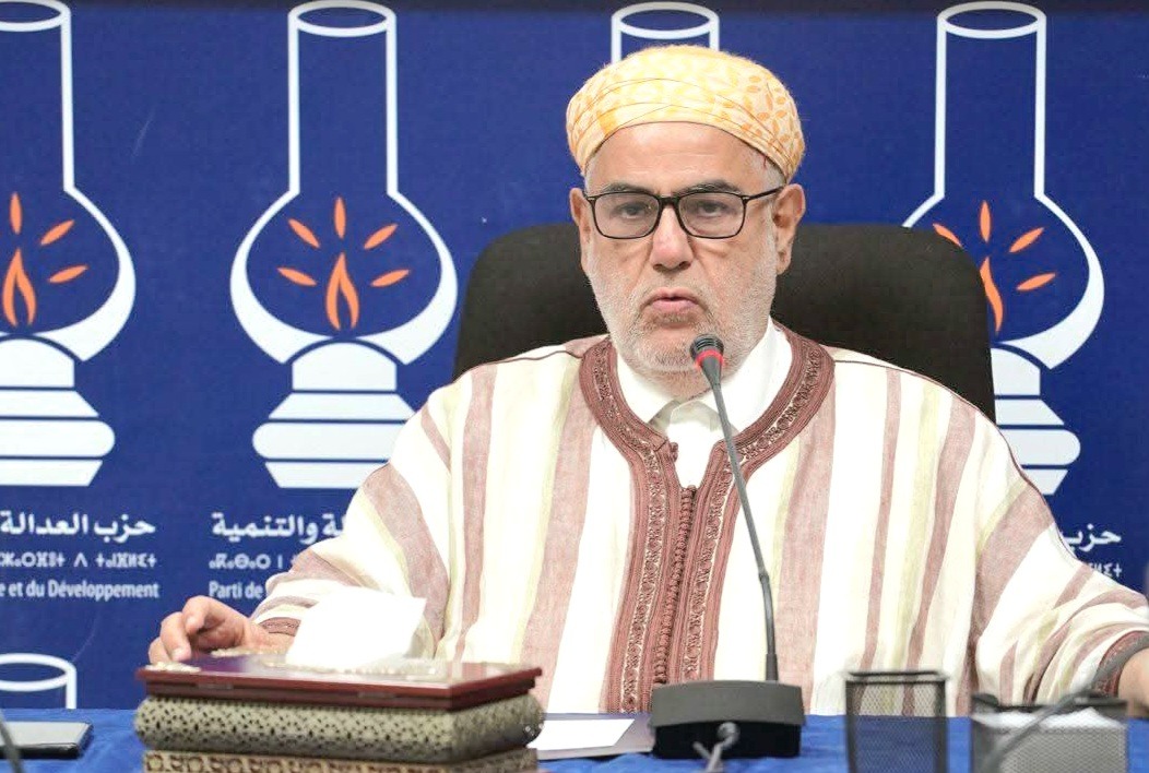 "البيجيدي" يتهم الحكومة بإهدار الزمن التشريعي وتعيين مقربين في المناصب العليا