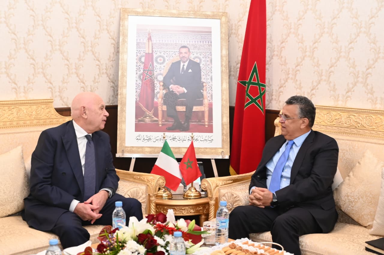 وهبي يجري مباحثات مع نظيره الإيطالي لتعزيز التعاون الثنائي في مجال العدالة
