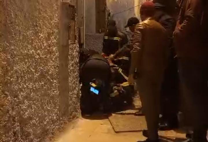 انهيار جزء من منزل قديمة بالبيضاء يثير هلع الجيران
