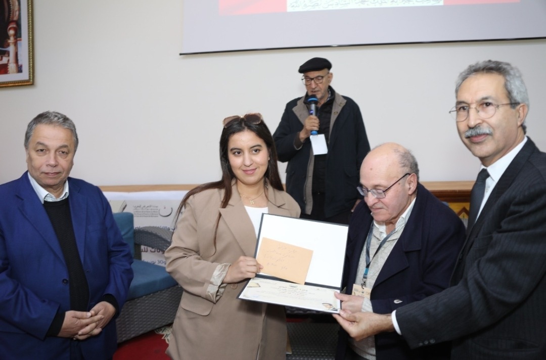 اختتام الدورة الأولى إدريس الجاي من مهرجان تاونات للشعر المغربي