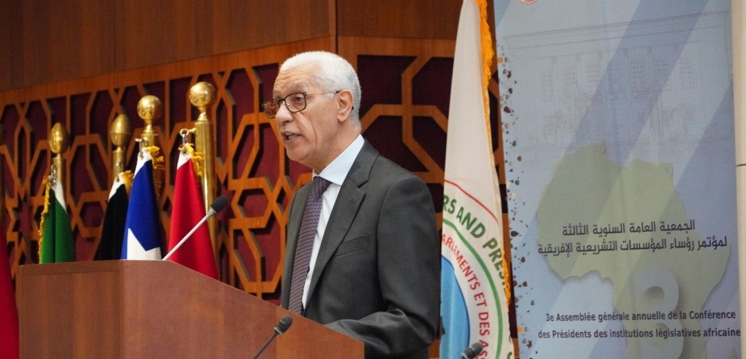 الطالبي العلمي يدعو في مؤتمر بالرباط إلى موقف إفريقي صارم ضد تحالف الإرهاب والانفصال