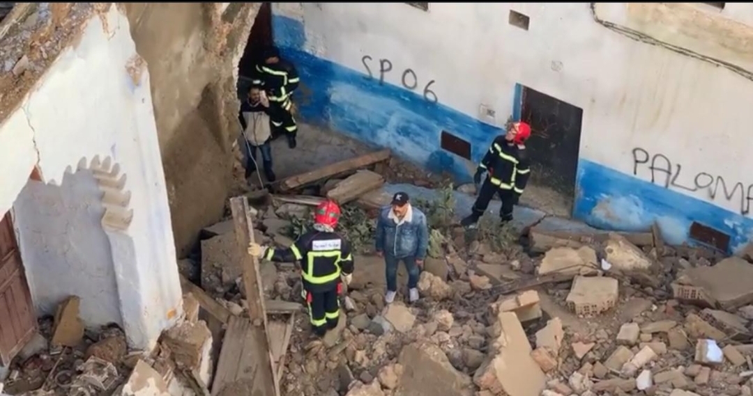 انهيار منزلين مهجورين بالمدينة العتيقة بتطوان دون تسجيل ضحايا