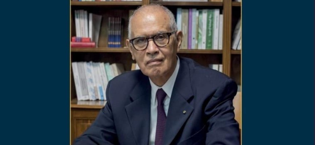مسار ونضال محمد الصديقي في كتاب جديد.. قراءات وشهادات في كتاب "مهنة الحرية" 