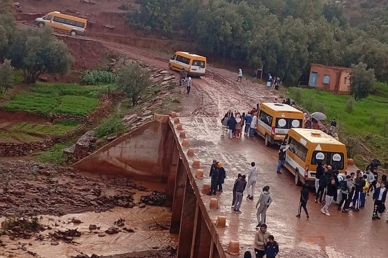أزيلال: تعليق الدراسة في عدة جماعات بسبب السيول والاضطرابات الجوية