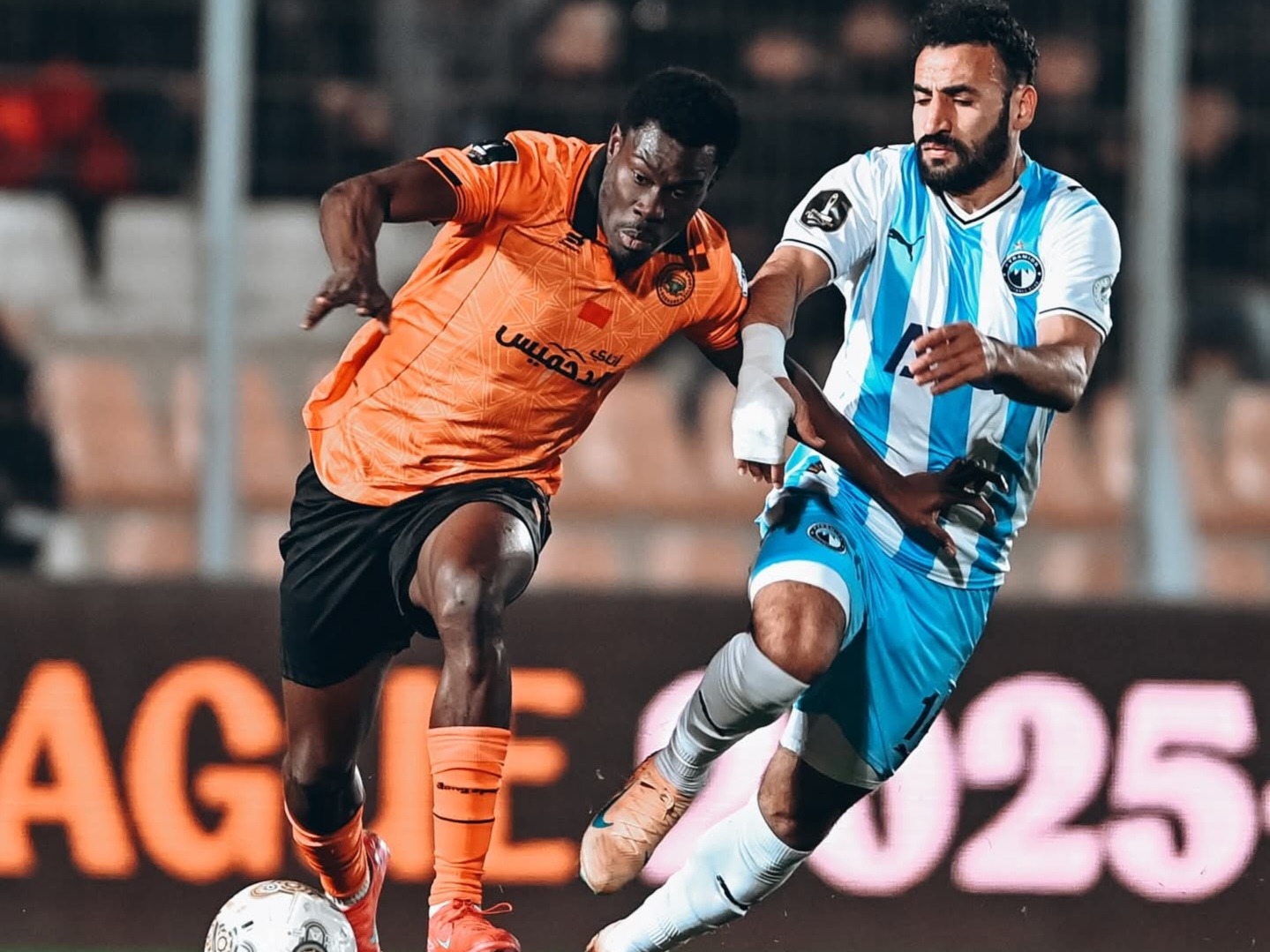 دوري أبطال إفريقيا: بيراميدز المصري يمطر شباك نهضة بركان بثلاثية وينتزِع منه الصدارة