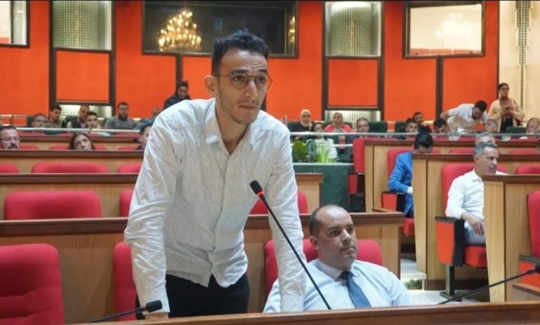 المحكمة الإدارية في طنجة تعزل مستشارا جماعيا عن حزب الاشتراكي الموحد